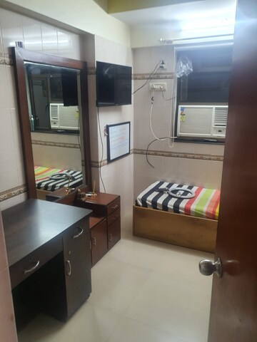 3 BHK Apartment For Rent in Pacific Apartments, Andheri West