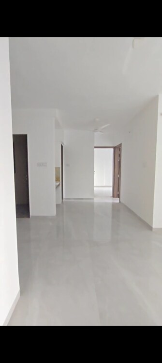 2 BHK Apartment For Rent in Oxy Beaumonde Viman Nagar Pune  8065311