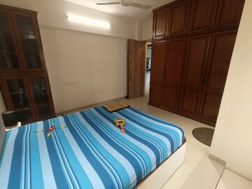 Bedroom in 3 BHK Apartment at Shree Krishna Heights Malad, Malad East – for Rent