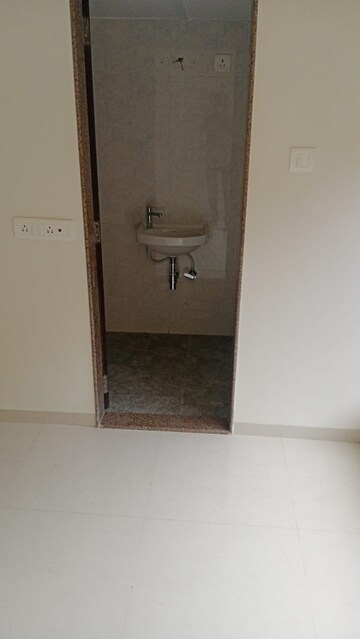 Furnished Amenities in 1 BHK Apartment at Parel – for Sale