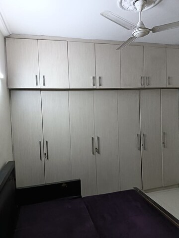 Furnished Amenities in 2 BHK Apartment at Malviya Nagar – for Rent