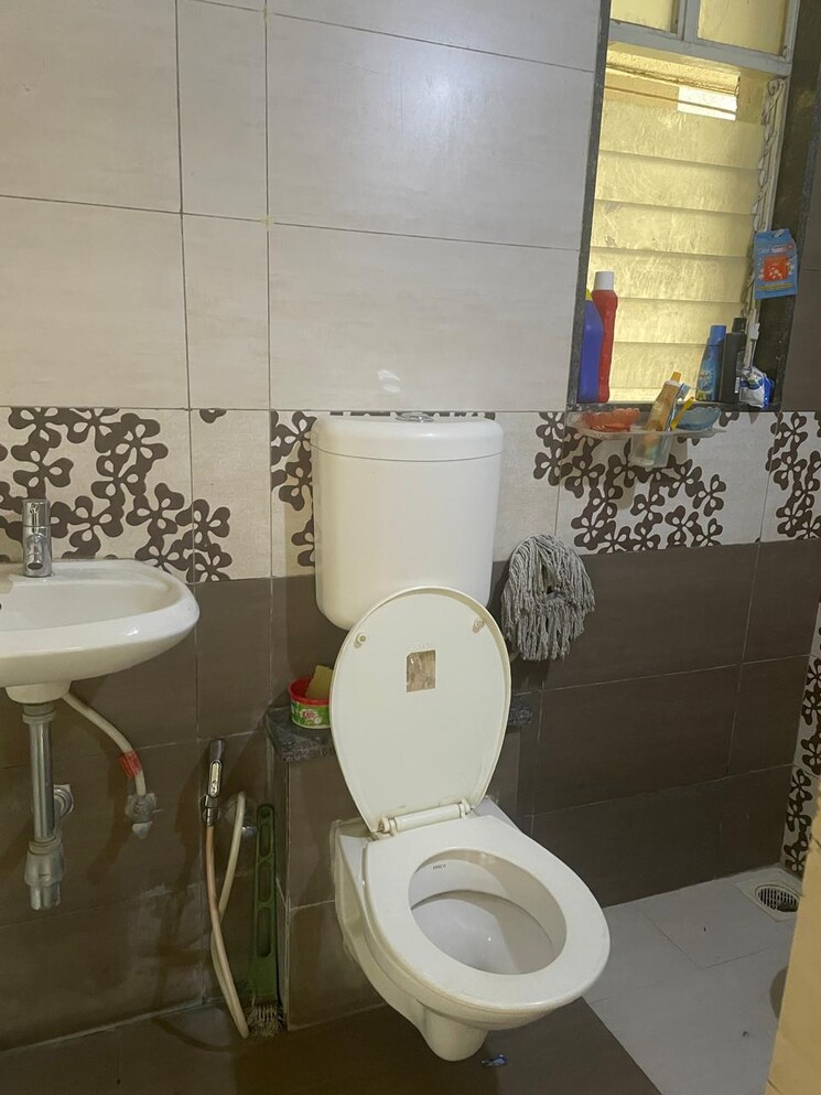 Attached Bathroom, mohan-areca 2 Bedroom 1050 Sq.Ft. Apartment In Badlapur East Thane 8065475