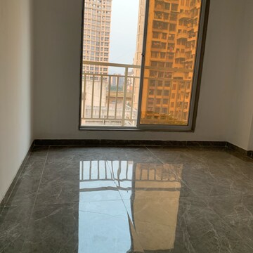 Room in 1 BHK Apartment at SM Pearl, Taloja Sector 23 – for Rent