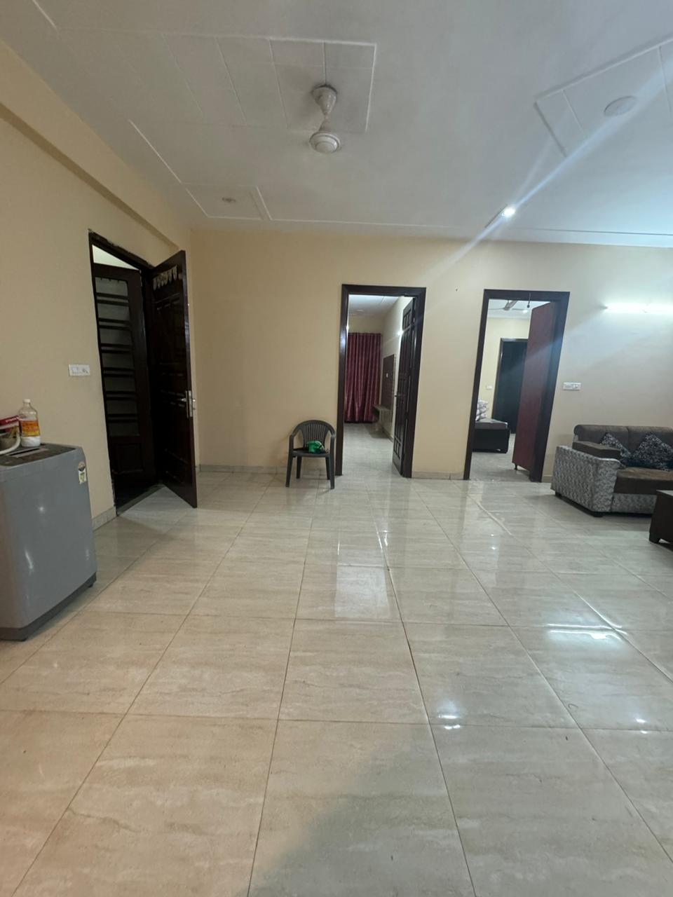 3 BHK + Pooja Room,Study Room Builder Floor For Sale in Unitech South City II