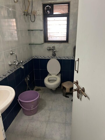 Master Bedroom in 2 BHK Apartment at Nahar Amrit Shakti, Chandivali – for Rent