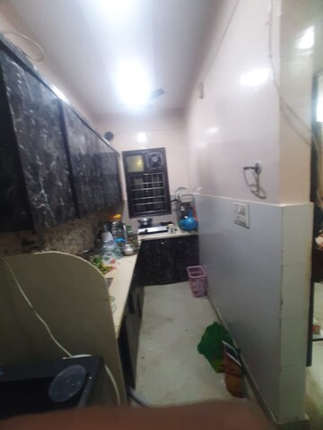 Master Bedroom in 2.5 BHK Builder Floor at Rohini Sector 7 – for Sale