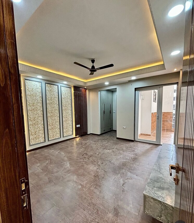 Room, puri-aman-vilas 4 Bedroom 260 Sq.Yd. Builder Floor In Sector 89 Faridabad 8065524