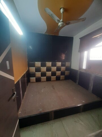 Living Room in 1 BHK Builder Floor at Rohini Sector 7 – for Sale