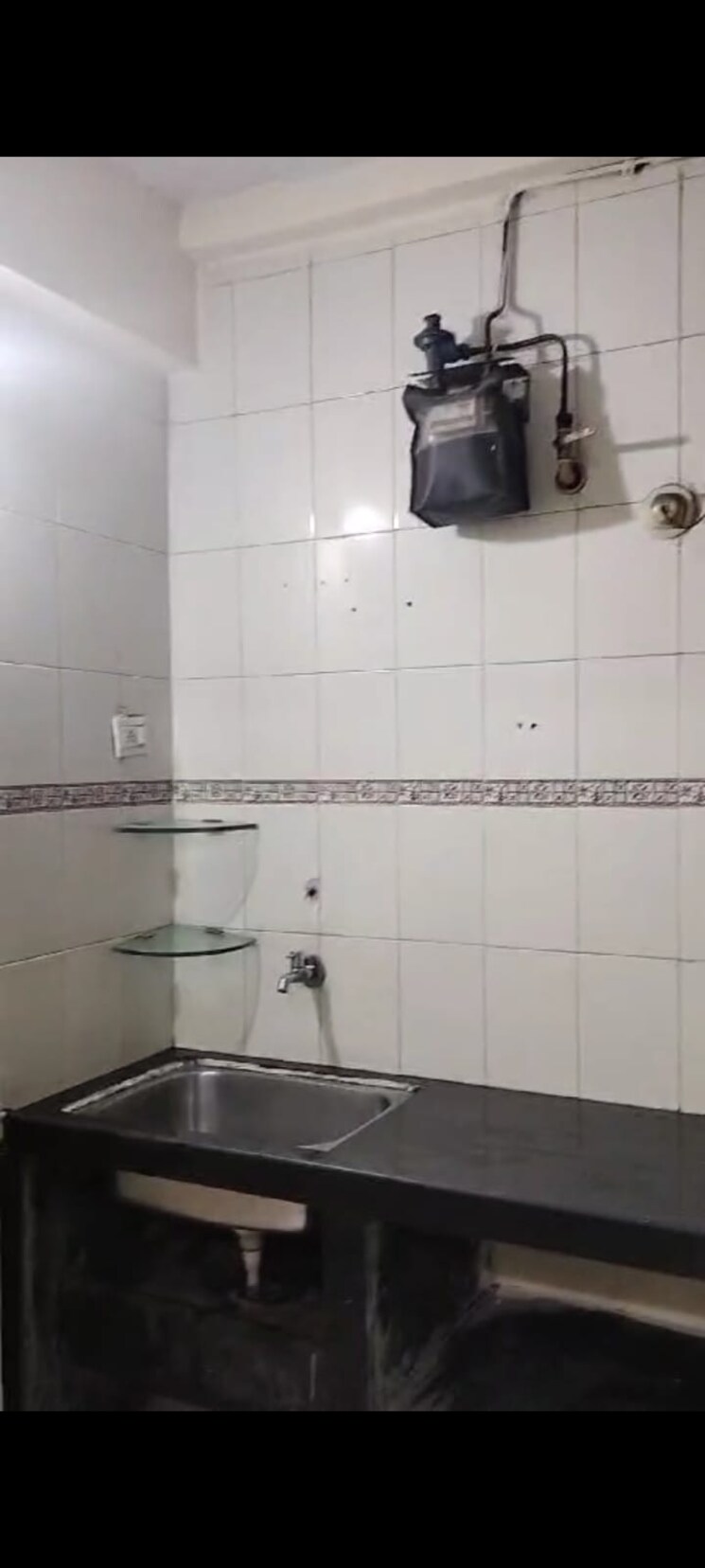 Bathroom, kharghar-celebration-kh4-co-op-hsg-society-ltd 2 Bedroom 1000 Sq.Ft. Apartment In Kharghar Navi Mumbai 8065566