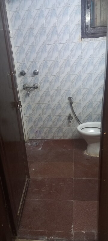 Attached Bathroom in 2 BHK Apartment at Ip Extension – for Rent