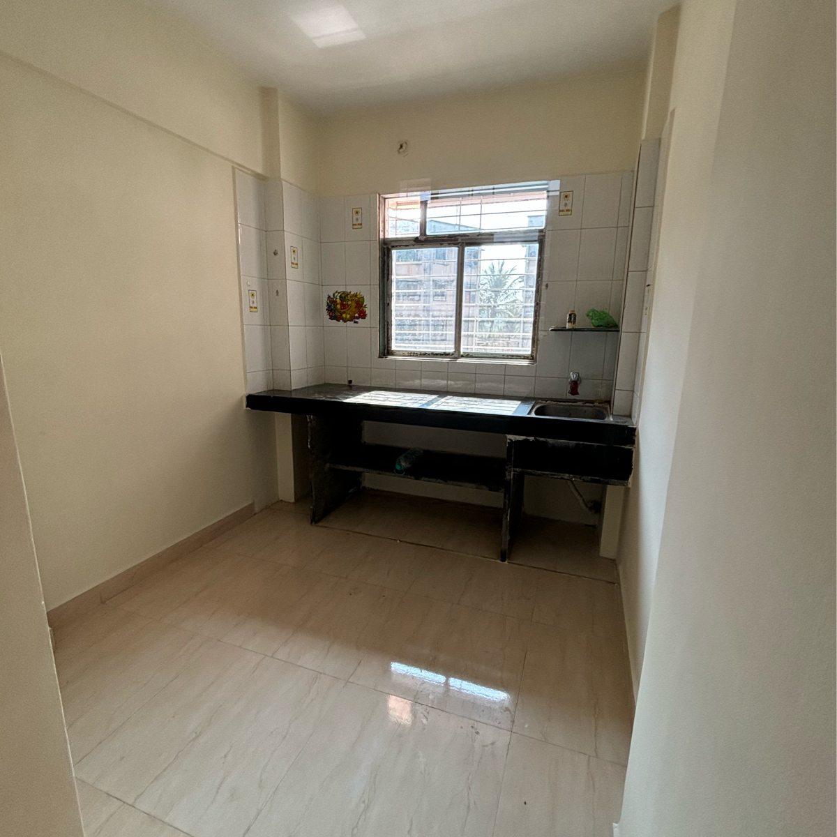 2 BHK 850 Sq.Ft. Apartment in Umiya Uma Paradise Complex