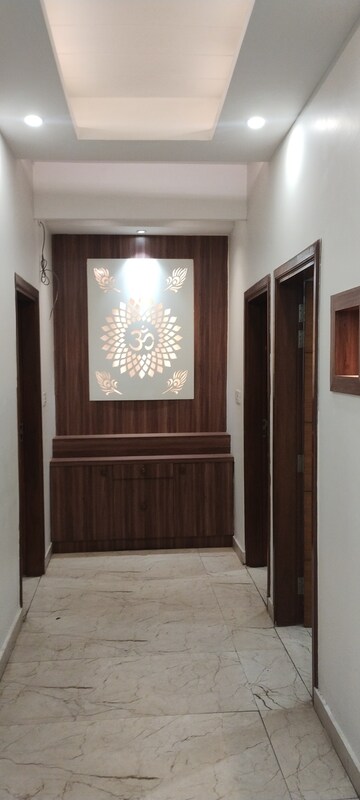 3 BHK Builder Floor – Exterior View View at Dhavalgiri Apartment Sector 11, Sector 11 - for Rent