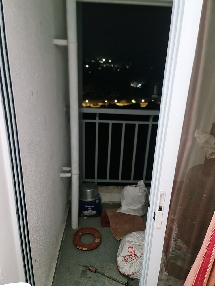 Balcony, mantra-park-view-phase-2 2 Bedroom 980 Sq.Ft. Builder Floor In Dhayari Pune 8065633