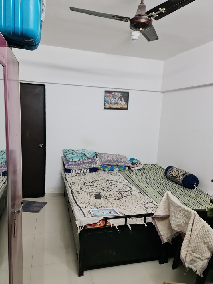 Bedroom, mantra-park-view-phase-2 2 Bedroom 980 Sq.Ft. Builder Floor In Dhayari Pune 8065633