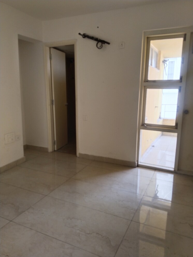 Room, sri nagar colony 3 Bedroom 2200 Sq.Ft. Apartment In Sri Nagar Colony Hyderabad 8065680