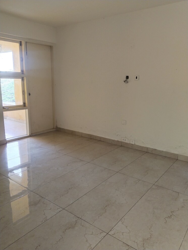 Room, sri nagar colony 3 Bedroom 2200 Sq.Ft. Apartment In Sri Nagar Colony Hyderabad 8065680