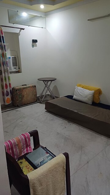 1 BHK Apartment For Rent in Paschim Vihar