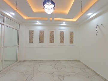 2 BHK Builder Floor For Sale in Sector 72