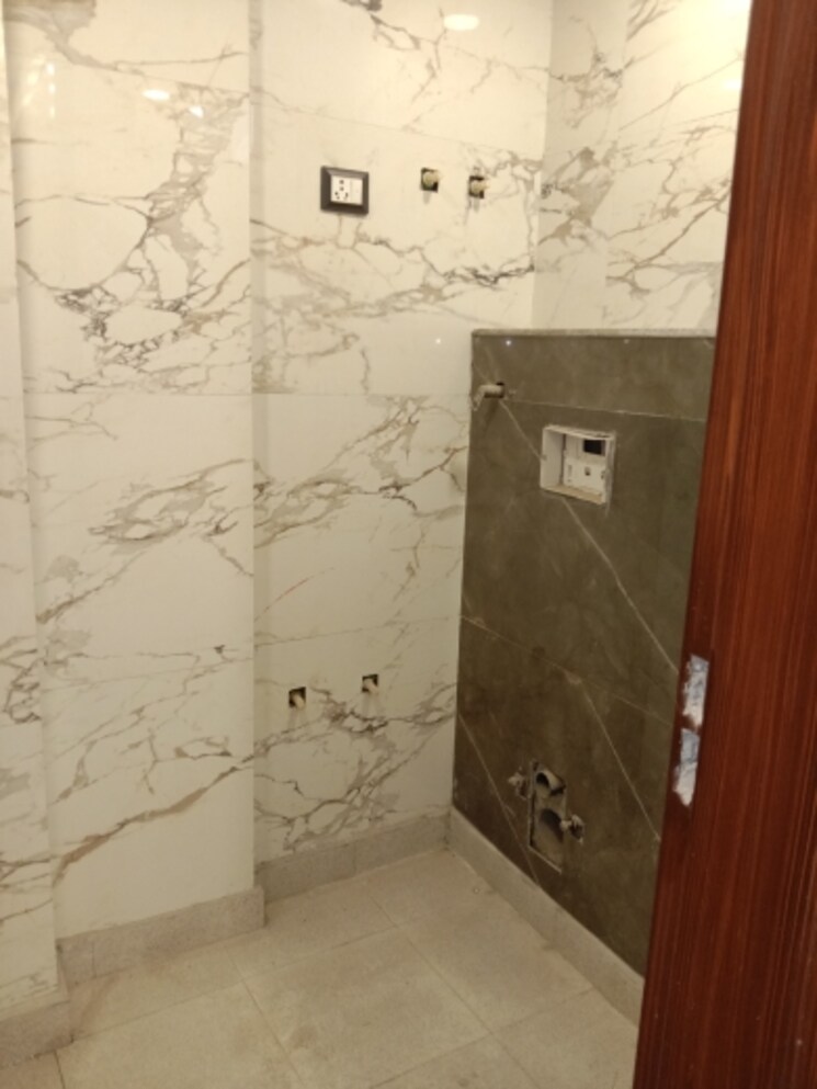 Bathroom, dwarka mor 2 Bedroom 450 Sq.Ft. Builder Floor In Dwarka Mor Delhi 8065711