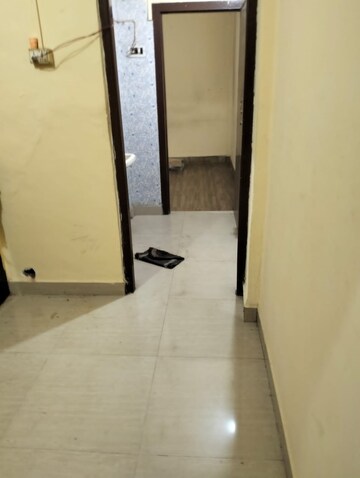 Room in 1 RK Apartment at Pradnya Apartment Vakola, Vakola – for Rent
