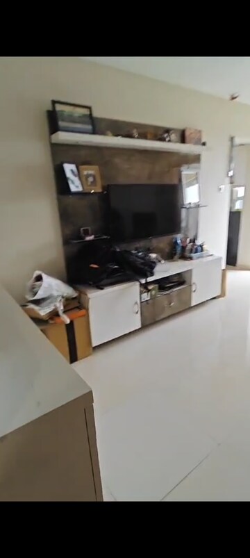 Furnished Amenities in 1 BHK Apartment at Raghav One, Kurla – for Rent