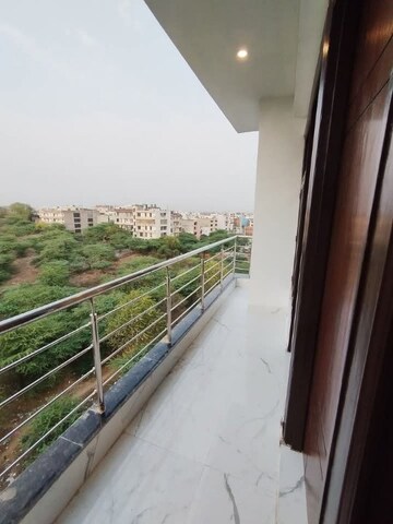 Balcony in 2 BHK Builder Floor at Saket – for Rent