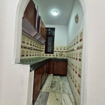 Furnished Amenities in 1 BHK Builder Floor at Khirki Extension – for Sale