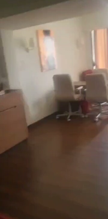 Living Room in 6+ BHK Villa at Juhu Breeze CHS, Santacruz West – for Sale