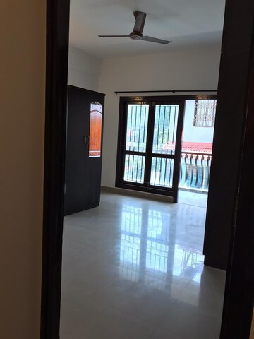 Room in 3 BHK Builder Floor at Cooke Town – for Sale