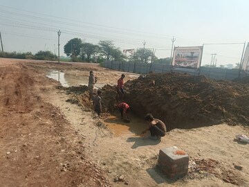  Plot – Exterior View View at Chhata - for Sale