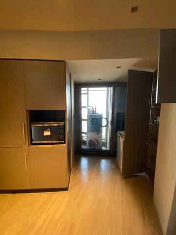 Room in 4 BHK Apartment at Lodha World One, Worli – for Sale