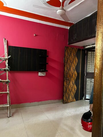 Bedroom in 1.5 BHK Builder Floor at Unitech Unihomes II, Sector 117 – for Rent