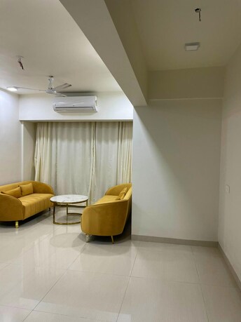 2 BHK Apartment For Resale in Santacruz West Mumbai  8066060