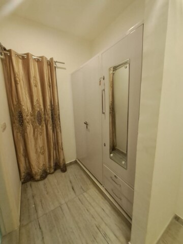 Building Lobby in 3 BHK Builder Floor at Sector 15 – for Rent