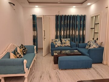Bedroom in 3 BHK Builder Floor at Sector 15 – for Rent