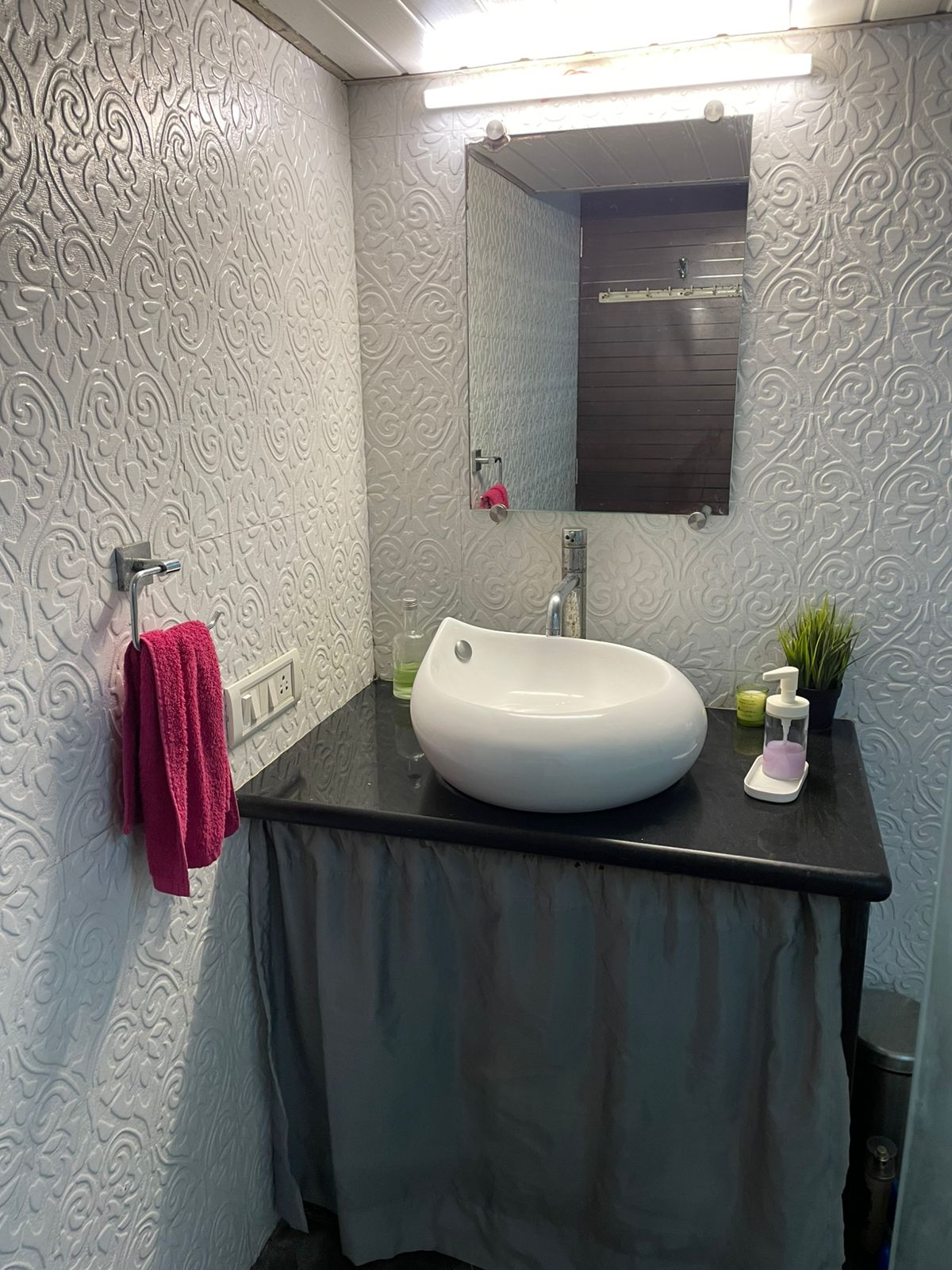 2 BHK + Extra Room 750 Sq.Ft. Apartment in Rishabraj Blue Lotus