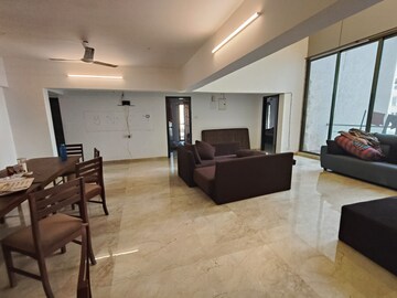 Living Room in 3 BHK Apartment at Andheri West – for Rent
