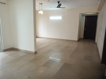 Room in 4 BHK Apartment at 3C Lotus Panache, Sector 110 – for Rent