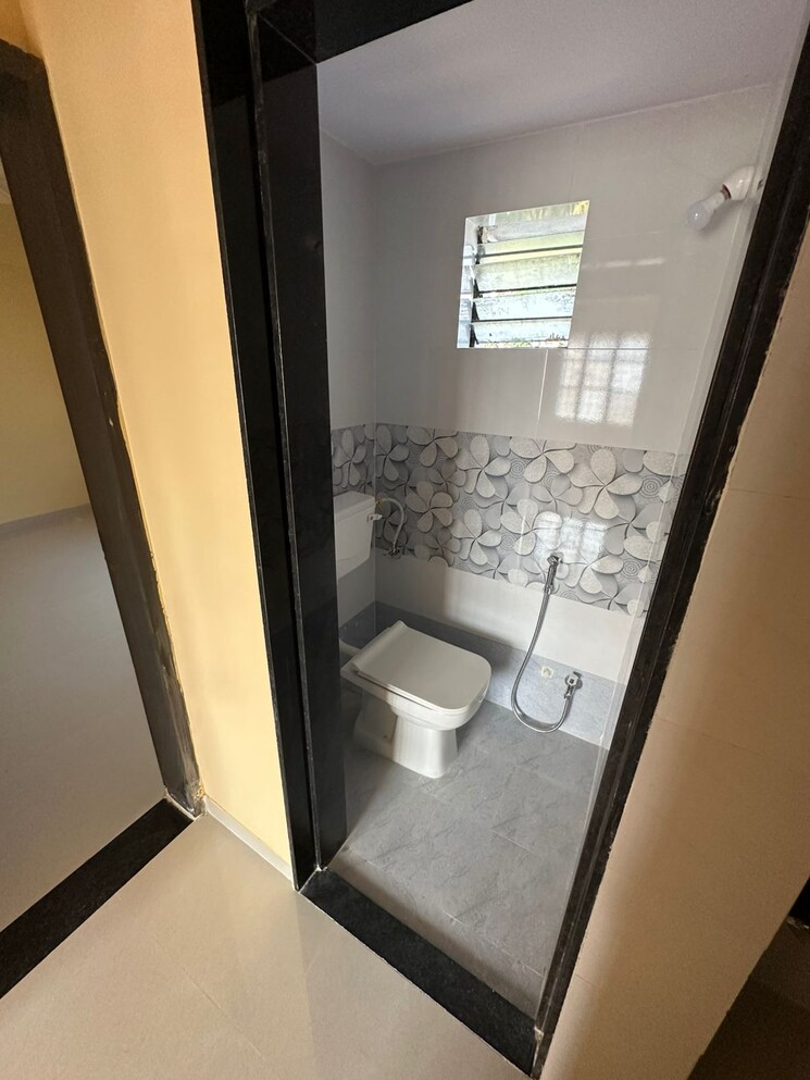 Attached Bathroom, chatrapati nagar 2 Bedroom 1000 Sq.Ft. Apartment In Chatrapati Nagar Nagpur 8066212
