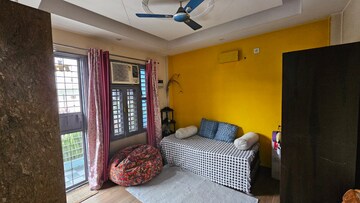 Bedroom in 2 BHK Builder Floor at Ansal Palam Triangle, Palam Vihar Extension – for Rent