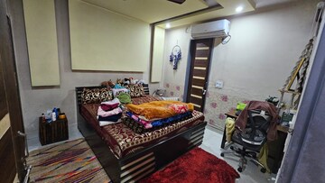 Bedroom in 2 BHK Builder Floor at Ansal Palam Triangle, Palam Vihar Extension – for Rent
