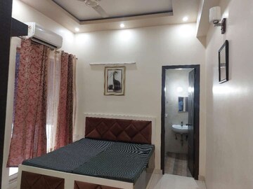 Bedroom in 4 BHK Apartment at Antriksh Golf View, Sector 78 – for Rent