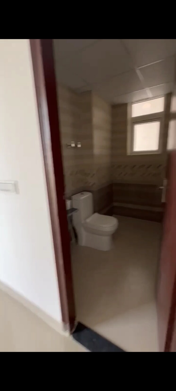 Bathroom, sikka-krissh-greens 2 Bedroom 990 Sq.Ft. Apartment In Nangla Tashi Meerut 8066341