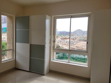 Room in 2.5 BHK Apartment at Aurobindo Kohinoor, Serilingampally – for Rent