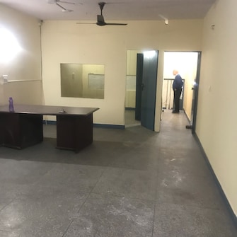 Commercial Office Space 900 Sq.Ft. For Rent in Lajpat Nagar I Delhi  8066424