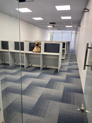  Office Space For Rent in Janakpuri