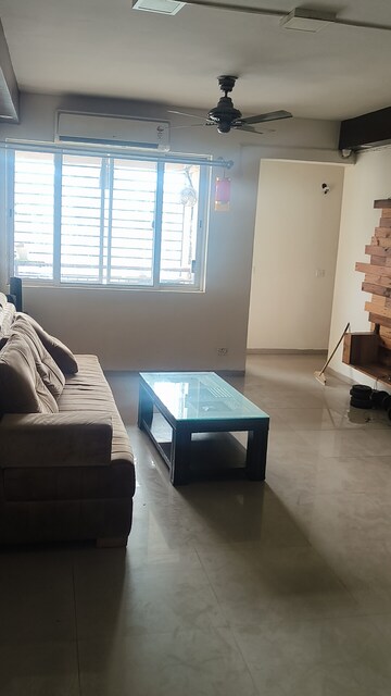 Master Bedroom in 3 BHK Apartment at Jaypee Greens Kosmos, Sector 134 – for Rent