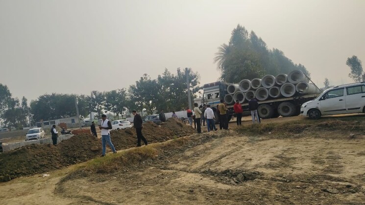 Exterior View, noida central  50 Sq.Yd. Plot In Noida Central Noida 8066636