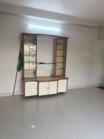 Room in 2 BHK Apartment at Dadarkar Building, Dadar West – for Rent