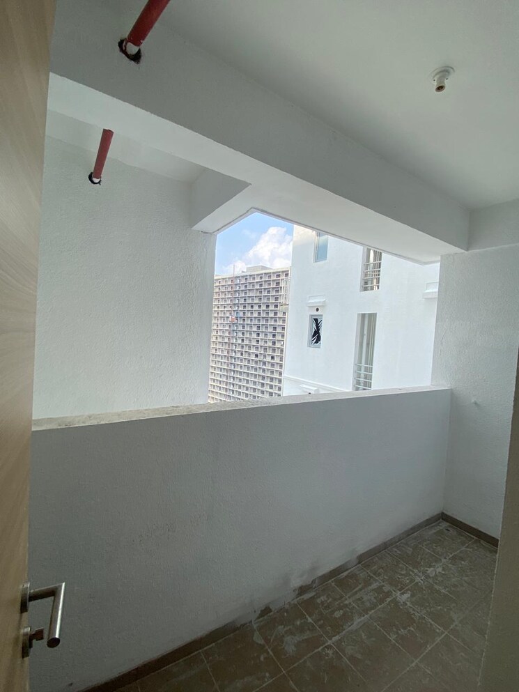 Bathroom, kalpataru-jade-residences 3 Bedroom 1370 Sq.Ft. Apartment In Baner Pune 8066719